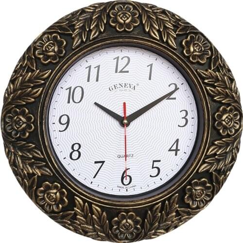 European style atmospheric wall clock, creative diy clock, living room personality, British wall clock, carved lace clock