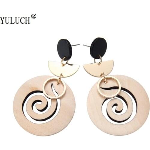 YULUCH 2018 New Design Wood Earrings Snail Shape Stud Earrings Hollow Half Alloy Earrings Insect Earrings For Woman Girls