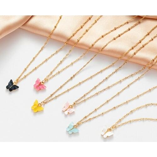 Simple Sweet Acrylic Butterfly Pendant Necklace for Women Girl Color Beauty Clavicle Chain Trendy Necklace Korea Style Jewelry