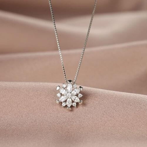 925 Sterling Silver Necklace Shiny Cubic Zircon Snowflake Pendant Fashion Clavicle Chain Exquisite Choker Gift For Girl NK035