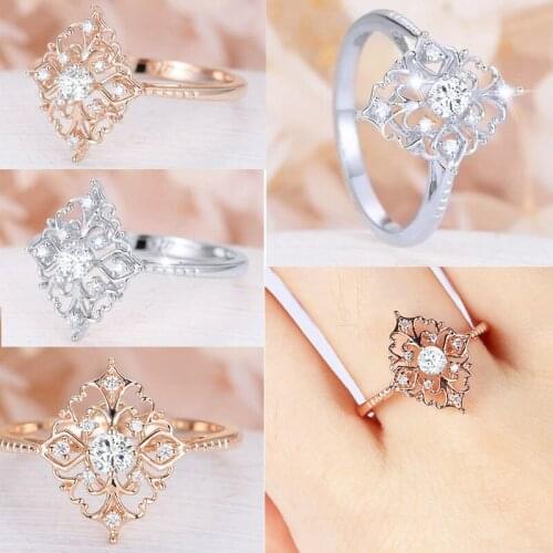 Classic Hollow Engraving Pattern Inlaid Rhombus Crystal Rhinestone Zircon Ring for Women Wedding Engagement Bridal