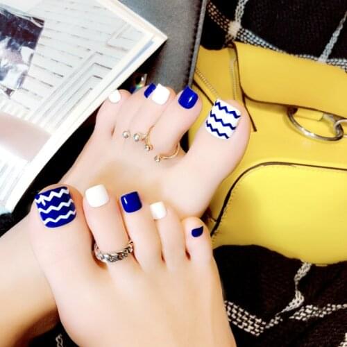 24Pcs Blue Stripe Summer Beach Seaside Toe False Nails Tips Toe Fake Nails Full Cover Acrylic Feet Patch with Glue Sticker J91