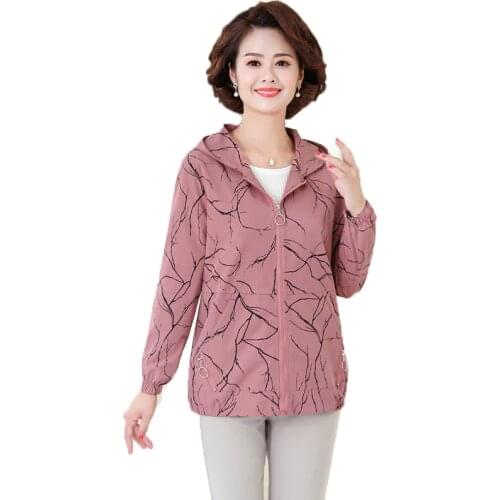 5XL Large Size Coat Middle-aged and Elderly Womens Coat 2020 New Spring Autumn Thin Section Printed Casual Jacket Female Tops