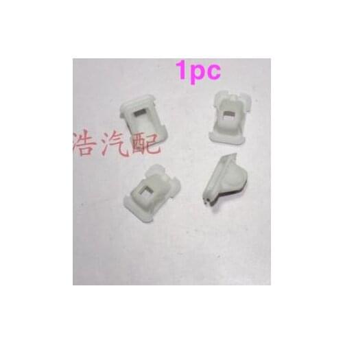 1pc for Jeep Cherokee headlight clip daytime running light buckle genuine