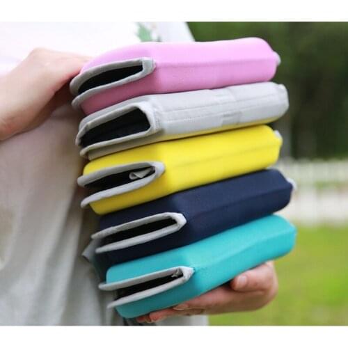 Portable foldable small seat cushion outdoor bus cooling pad condensation pad moisture-proof field park grass seat cushion