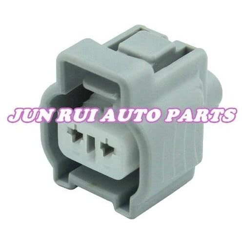 2Pin Car Gearbox plug reversing lamp plug Connector For Toyota