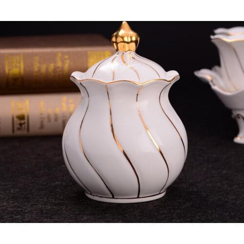 European Court Style Sugar Bowl Noble Luxury Gold Line Cafe Coffee Shop Household Cube Sugar Pot Ceramic Coffeeware Candy Jar