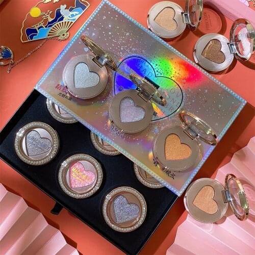 Mccandy Heart Shaped Bright Diamond Monochrome Eyeshadow Pearly Thin and Lighting Sequins Eye Makeup for Beginners