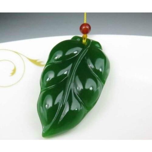 Necklace Carved Amulet Jadeite Chinese Charm Men Jade Gifts for Fashion Green Leaf Pendant Women Jewelry Hand Natural