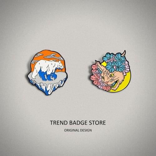 Fiery-Eyed, Gaping Cat Flowers Intertwine Women Brooch Hat Badge , Polar Bears Walk Alone On The Ice Pins Metal For Backpack