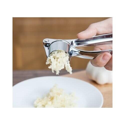 Manual stainless steel garlic press Creative kitchen squeezed garlic garlic ginger
