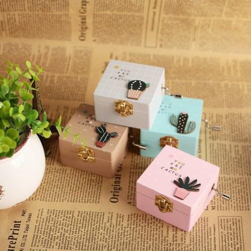 Beautiful Music Case Christmas Plant Wooden Creative Music Box Kids Gift Keepsake Festival Ornaments Home Decoration