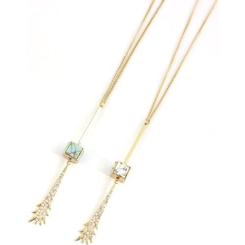 2017 New Crystal jewelry Scattering Flower pendant necklace white and blue Square three-dimensional Stone long pendant necklace