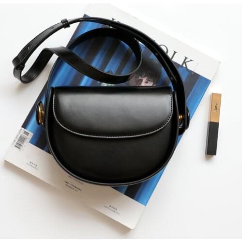 2021 New Niche Design Wide Shoulder Strap Mini Saddle Bag Single Shoulder Messenger Small Bag Female Leather Bag