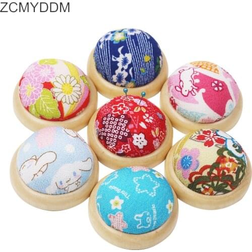 ZCMYDDM 1pc Random Color Pin Cushion With Wood Bottom for Craft Sewing Needle Anti Falling DIY Home Sewing Tools Accessory