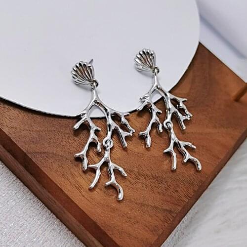 New Fashion Vintage Bohemian Life Tree Dangle Earrings Womens Leaves Irregular Earrings Party Jewelry for Girls Gifts G19