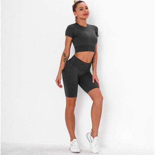 2021 Huanwei Women Super Soft Nylon Spandex Crop Top + Biker Shorts Yoga Fitness Workout 2 Piece Set