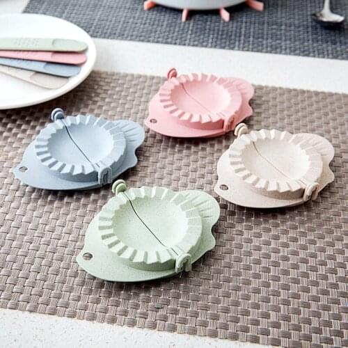 New DIY Dumplings Maker Tool Wheat Straw Jiaozi Pierogi Mold Dumpling Mold Clips Baking Molds Pastry Kitchen Accessories