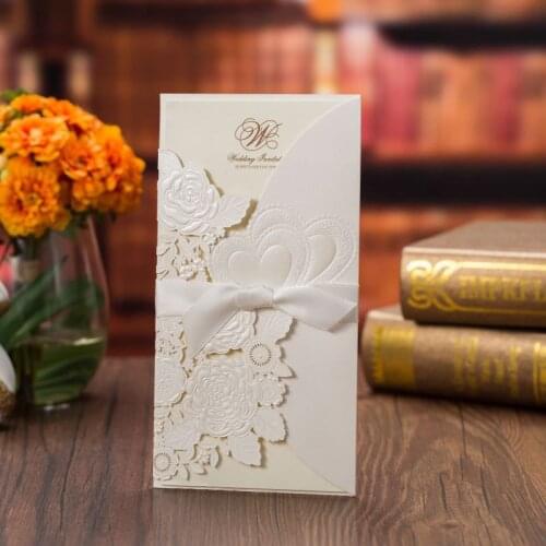 1pcs White Laser Cut Wedding Invitations Card Elegant Love Heart Greeting Cards Customize with Ribbon Wedding Party Decoration