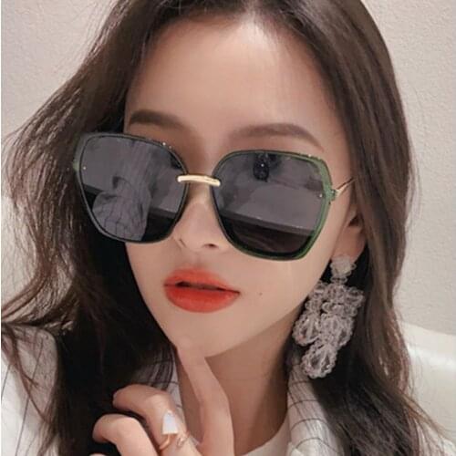 2021 New Luxury plastic Oversized Square Clear Lens Sunglasses Frame Male Sun Glasses Brand Designer Eyewear Shades for Women