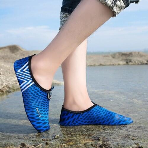 Summer Men Women Geometry Diamond Printed Water Shoes Breathable Quick Dry Slip on Upstream Beach Shoes Aqua Shoes for Lovers