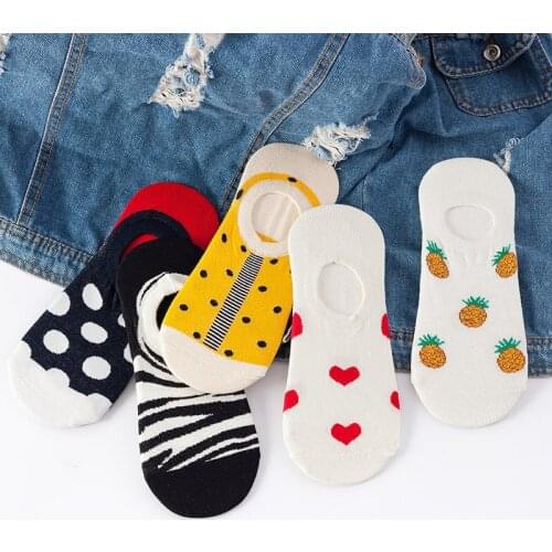 Womens Stripe Invisible Non Slip Socks Slipper for Spring Summer Japanese Silicone Antiskid Woman Funny Socks Cotton 41602