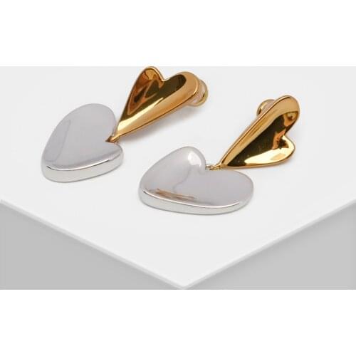 G11 shiny gold color fancy earring for modern lady girlfriend gift dangle earring ins runway with box heart earrings
