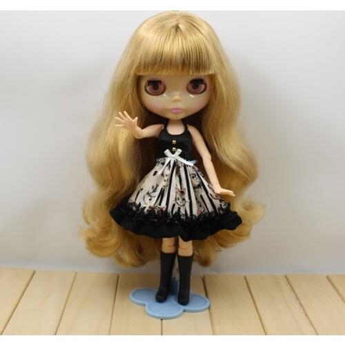 Blonde hair, Blyth articulated doll