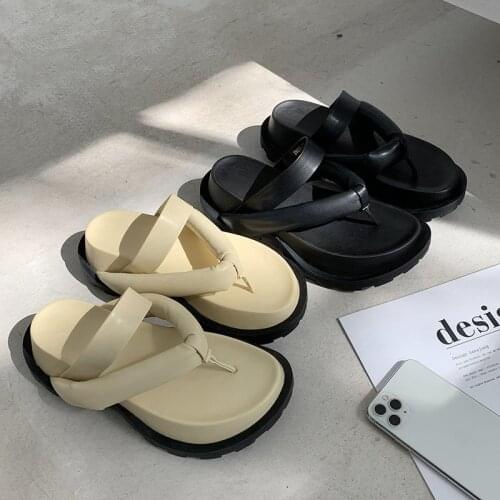 Summer new style ladies soft-soled shoes girls real leather platform shoes ladies outer slippers women black brand flip-flops