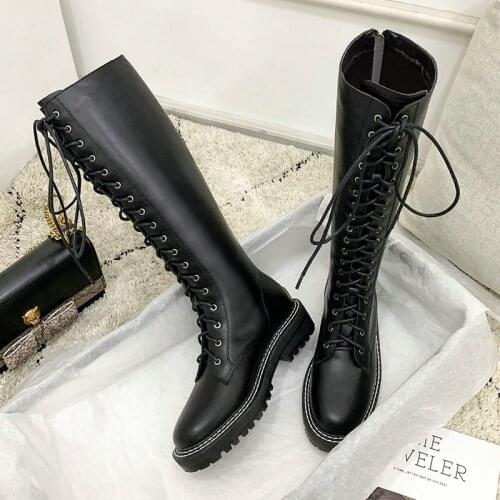 2020 New Leather Boots Women Winter Plus Cashmere Ladies Boots Cross Straps Handsome Knight Boots British High Boots Women