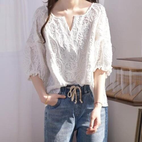 2021 Femme Tops All-Matched Casual Sweet Shirts Plus Size Summer Korea Fashion Women V-Neck Loose Embroidery Lace Blouse