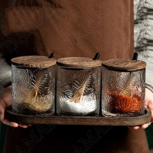 European Glass Storage Jar Relief Spice Container Jars Condiment Dispenser Salt and Pepper Shakers Kitchen Organizer Suit