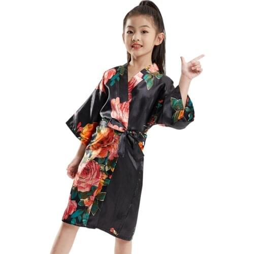 Babe Robe Kimono Bridesmaid Floral Robes for Wedding Party Silky Black Peony Patterns Lightweight Soft Sleepwear