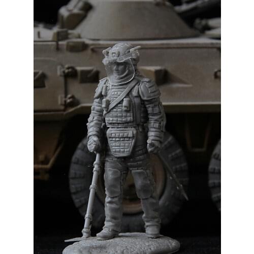 1:35 scale die-casting resin war scene model resin Russian special forces minesweeper soldier white model 1641