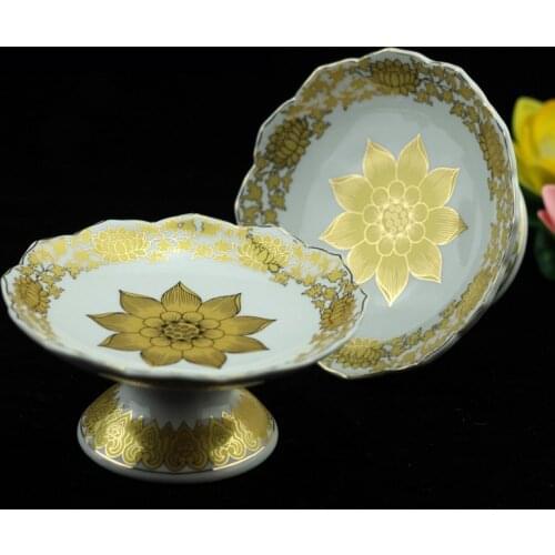 High Grade Buddhist Supplies Holy Delicate Gilding Lotus Fruit Plate 6-8 Inch Outline In Gold Ceramic Gold Flower Temple Tray