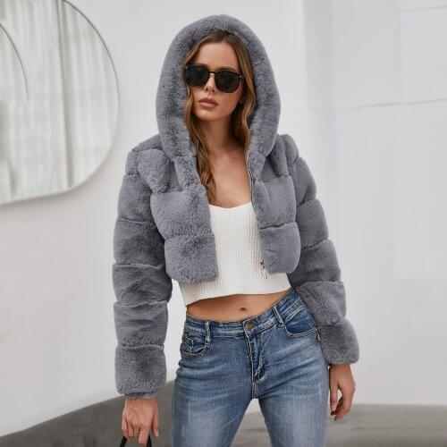 Women Solid Color Coats 2021 Winter Top Fashion Fur Coat Elegant Thick Warm Outerwear Fake Fur Ladies Short Jacket #T2G