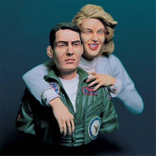 Machine Gunner And Girl Bust Resin Figure Kit 1/9 Scale Model Kit Assembly Model Resin Kit Bust Colorless Self-Assembled Toy