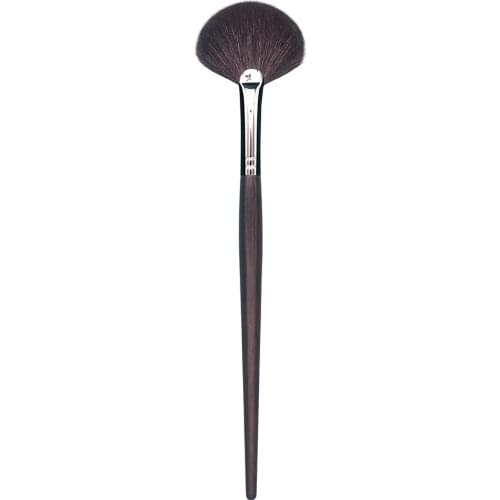 D011 Professional Handmade Makeup Brush Soft Saikoho Goat Hair Small Fan Shape Highlighter Brush Ebony Handle Make Up Brushes