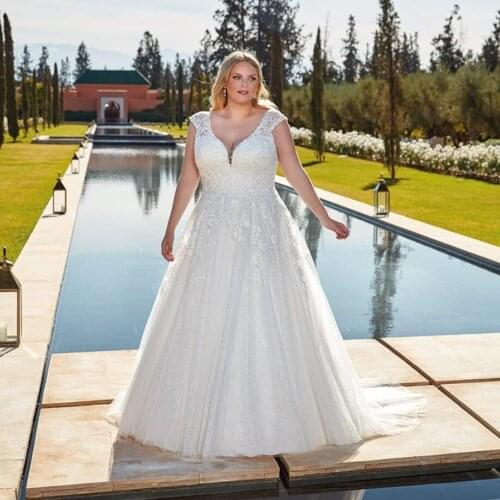 2020 Plus Size Wedding Gowns V Neck Lace Appliqued A Line Cap Sleeves Boho Wedding Dress Sequined Custom Made Vestido De Novia