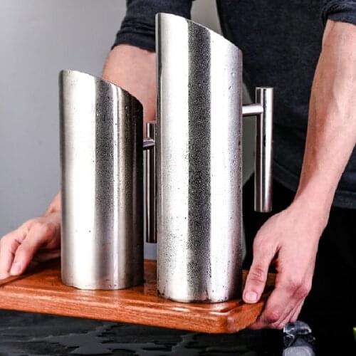 304 Kettle Water Jug Stainless Steel Ice Cold Freeze Water Kettle beer Bar Fruit Juice Pitchers Red Wine Pot Divider Containers