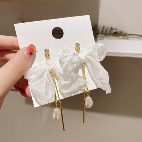 Elegant White Lace Bowknot Dangle Earrings for Women Sweet Bohemian Pearl Drop Crystal Earring Korean New Design Fashion Jewelry