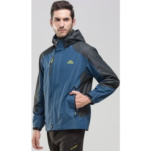 2019 New man jacket spring windproof waterproof jacket Soft shell hiking jacket outdoor sports Tourism Mountain jackets 901A