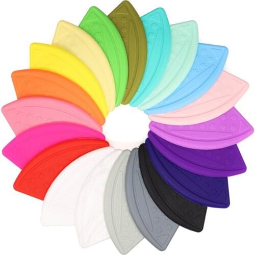 Triangle scarf For Baby Teether Teething Tucked into a napkin, handkerchief, paper towel Train Baby Chewable Chewing Toys