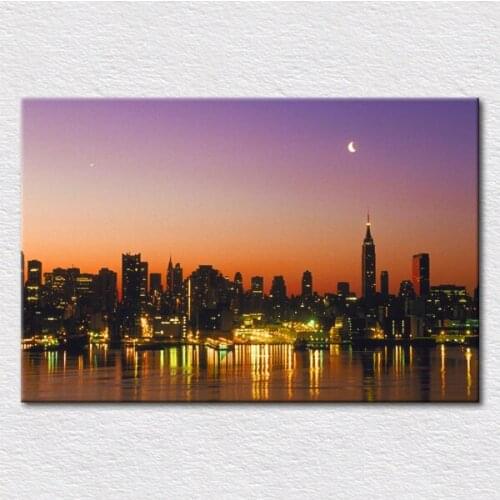 Canvas print photo of Romantic night in new york city that never sleeps a Valuable travel city as gift for friend free shipping