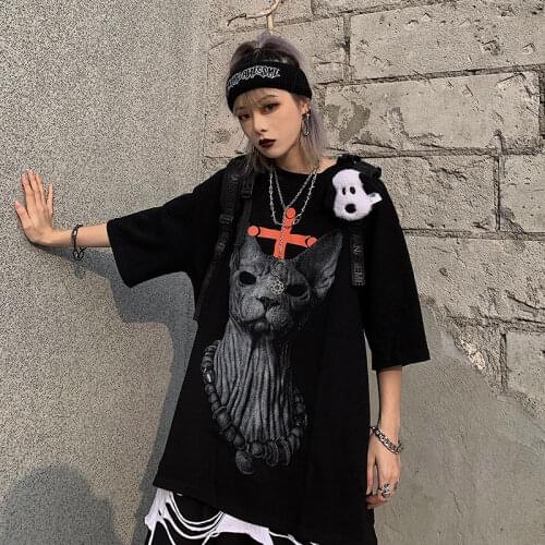 Lady Black White Short Sleeve O Neck Top Cool Unisex Cotton Streetwear Women Gothic Cat Cross Printed Loose T Shirt 2021 Summer