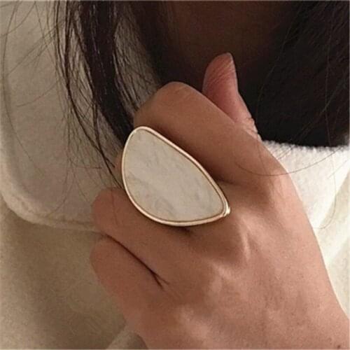Fashion new ladies ring acetate plate adjustable ring oval acrylic resin geometric ring creative wedding ring