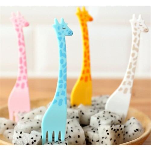 12PCs/ Set Giraffe Shape Fruit Fork Set Salad Forks Cake Fruit Picks Cutlery Party Forks Set Tableware Toothpicks Decoration