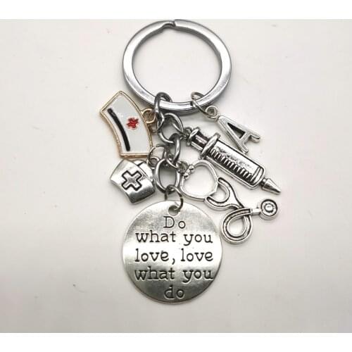 Nurse Stethoscope Pendant Keychain Letter Syringe Pendant Medical Assistant Love Jewelry New Keychain