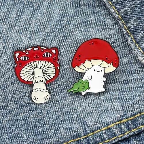 Cute Red Mushroom Frog Brooch Bag Clothes Backpack Lapel Enamel Pin Badges Cartoons Jewelry Gift For Friend Women Accessories