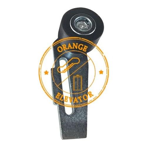 Elevator AMD Door Roller W Bracket